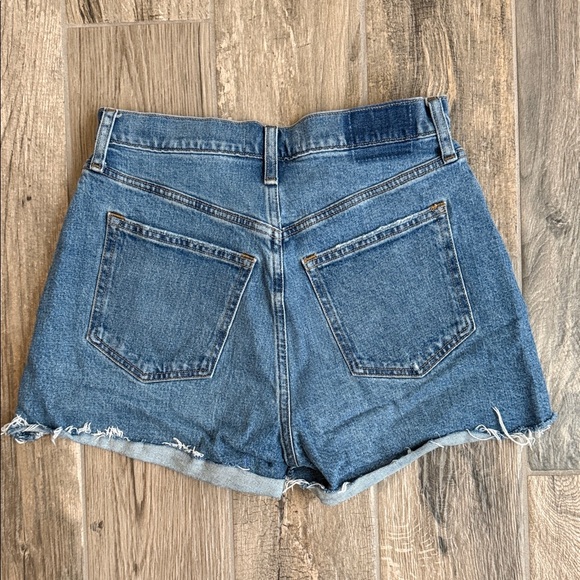 Abercrombie 4 in Mom Short High Rise - Picture 5 of 5